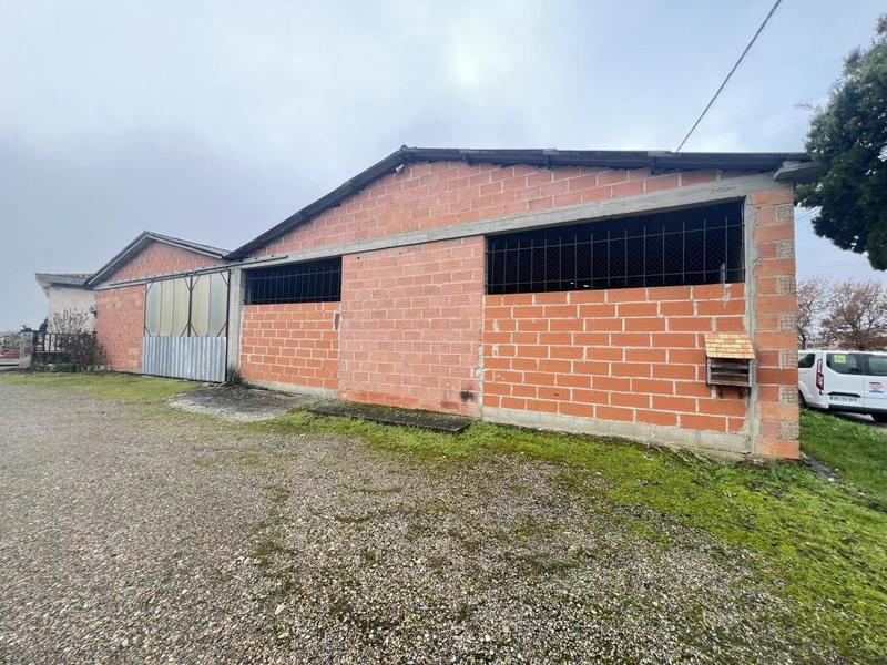 Maison de ville - 274 m² - 4 pièces