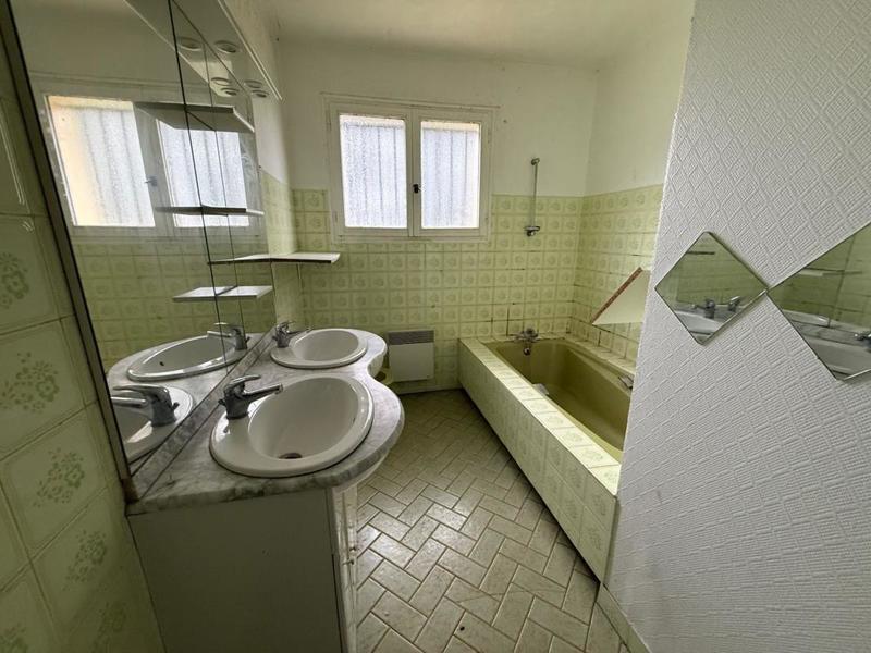 Maison - 161 m² - 5 pièces