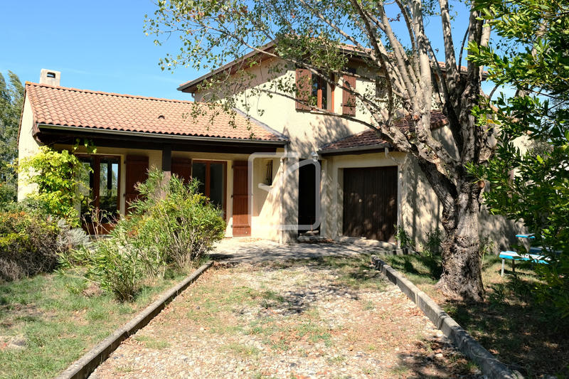 Villa - 110 m² - 6 pièces