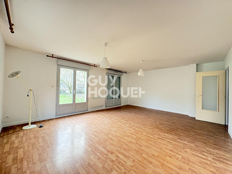 Maison - 176 m² - 8 pièces