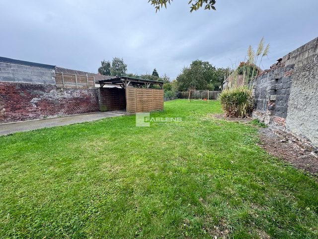 Maison traditionnelle - 166 m² - 5 pièces