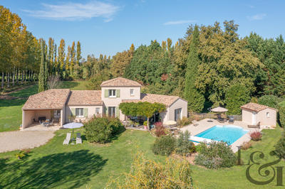 Maison - 182 m² - 7 pièces