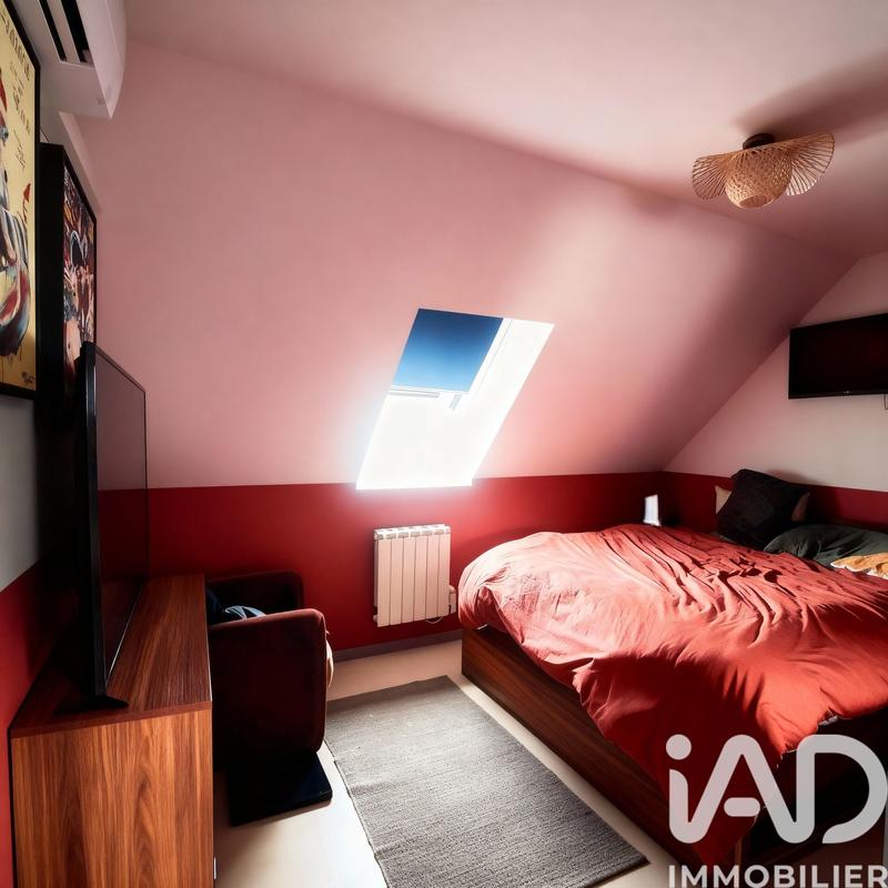 Maison - 95 m² - 6 pièces