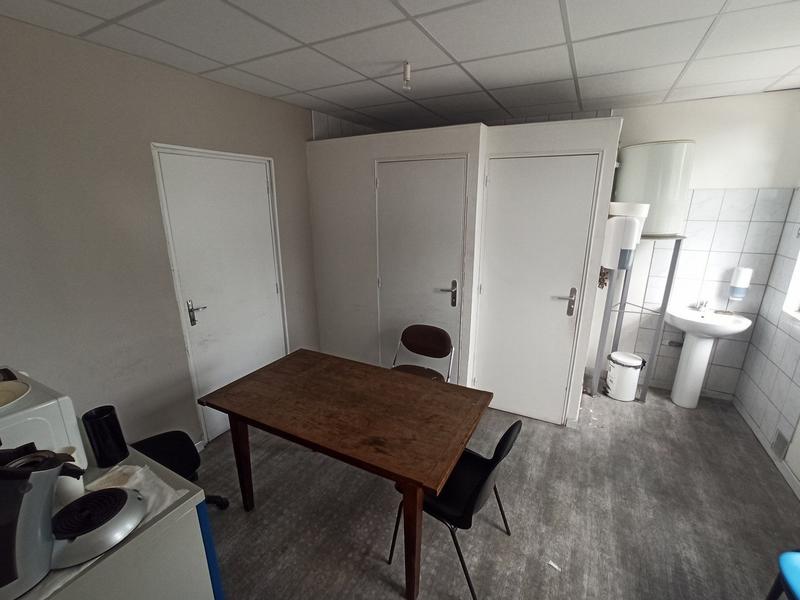 Entrepôt - 2 000 m²