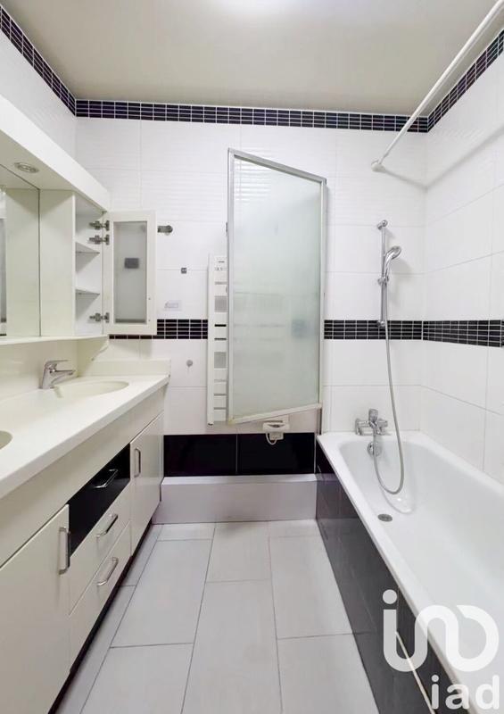 Appartement - 83 m² - 4 pièces