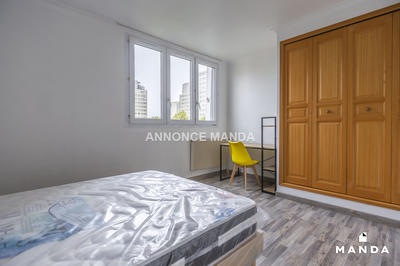 Chambre - 9 m² - 5 pièces