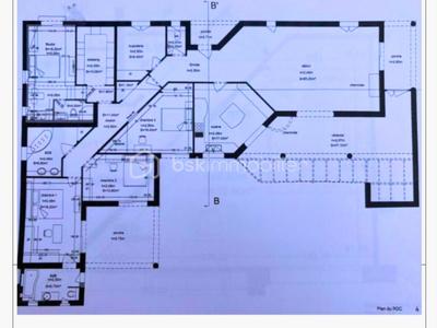 Villa - 237 m² - 6 pièces