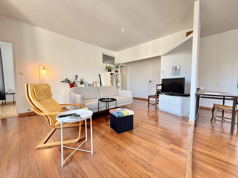 Appartement - 70 m² - 3 pièces