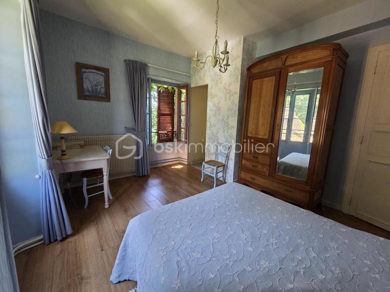 Propriété - 500 m² - 21 pièces