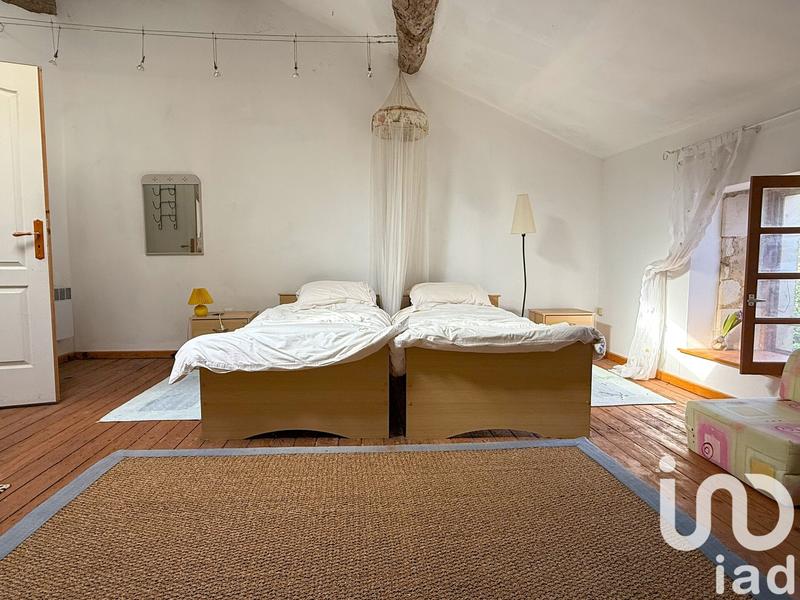 Maison - 275 m² - 7 pièces