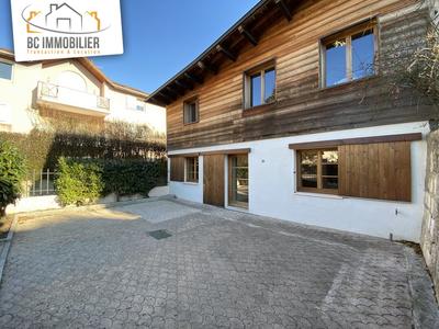 Appartement - 114 m² - 4 pièces