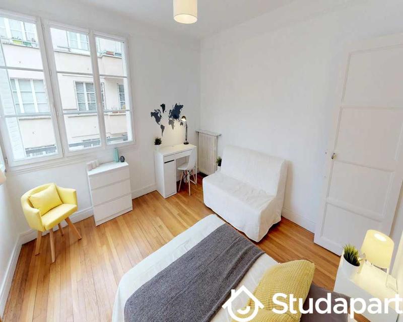 Chambre - 90 m² - 1 pièce