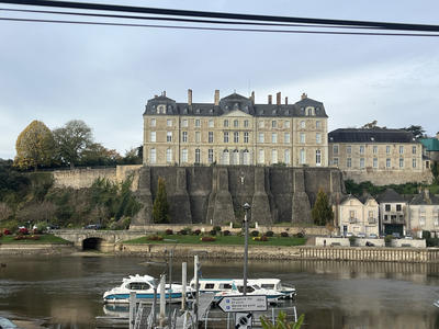 Maison - 117 m² - 6 pièces