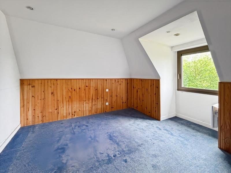 Maison - 208 m² - 6 pièces