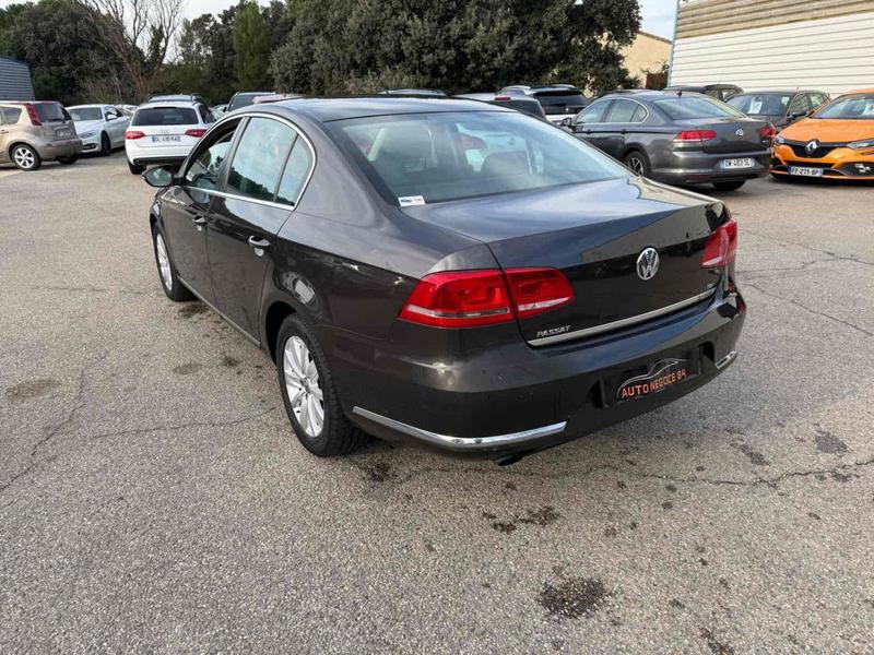 Volkswagen Passat 1.6 Tdi 105 Cr Fap Bluemotion Technology Confortline