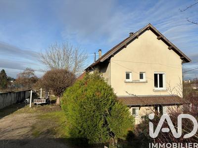 Maison - 145 m² - 6 pièces