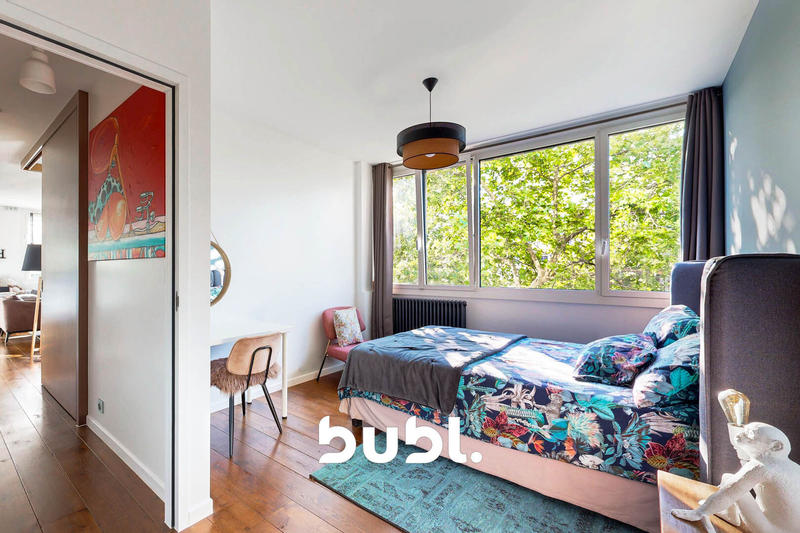 Appartement - 125 m² - 6 pièces