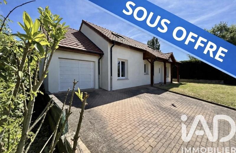 Maison - 200 m² - 8 pièces