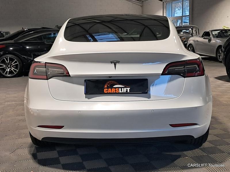 Tesla Model 3 Standard - 275 V Toit Panormaique