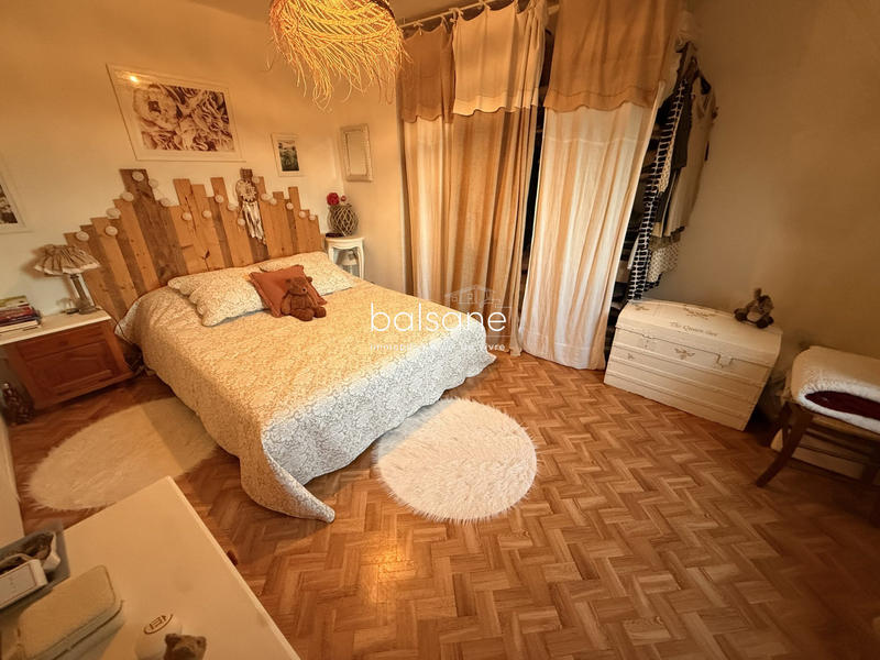 Maison - 142 m² - 7 pièces