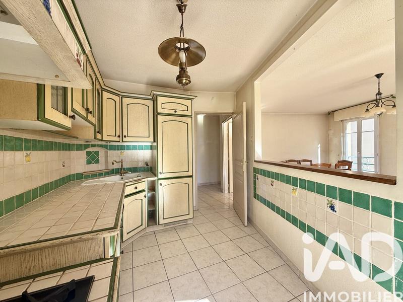 Appartement - 80 m² - 4 pièces