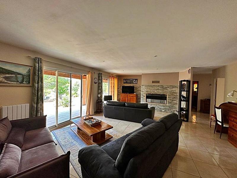 Maison - 176 m² - 5 pièces