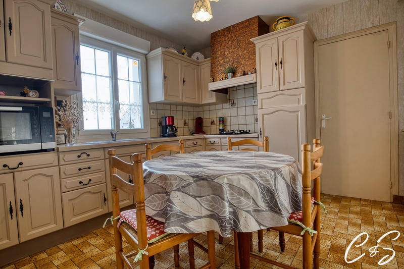 Maison - 102 m² - 5 pièces