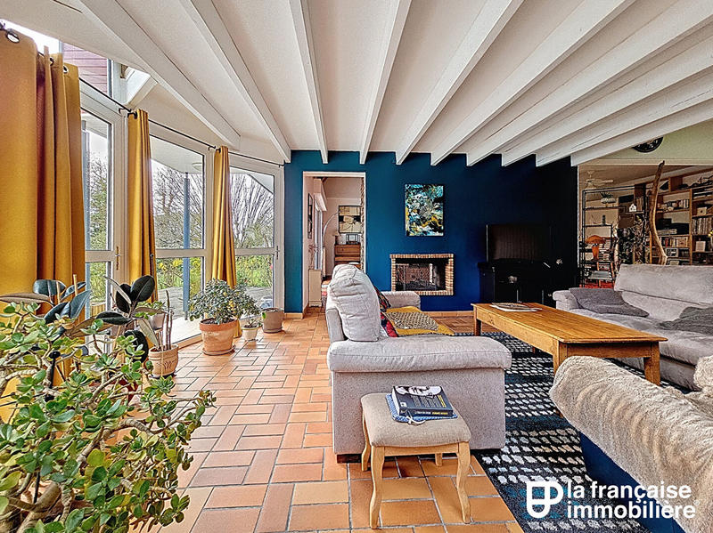 Maison - 181 m² - 6 pièces