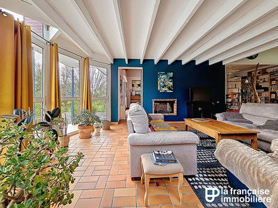 Maison - 181 m² - 6 pièces