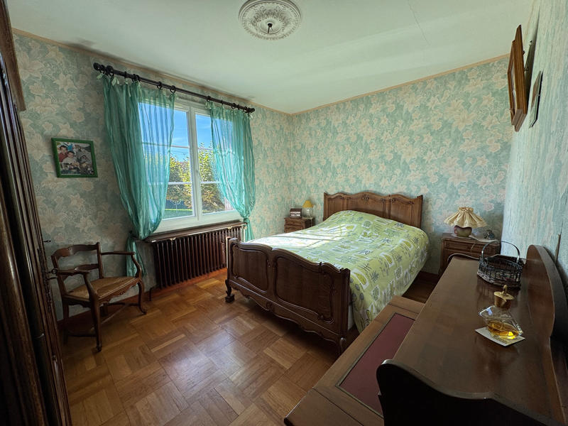 Maison - 235 m² - 6 pièces