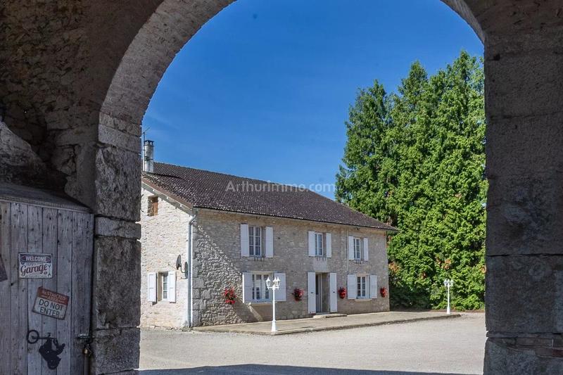 Maison - 168 m² - 6 pièces