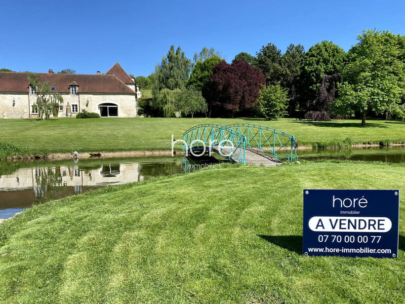 Maison - 300 m² - 10 pièces