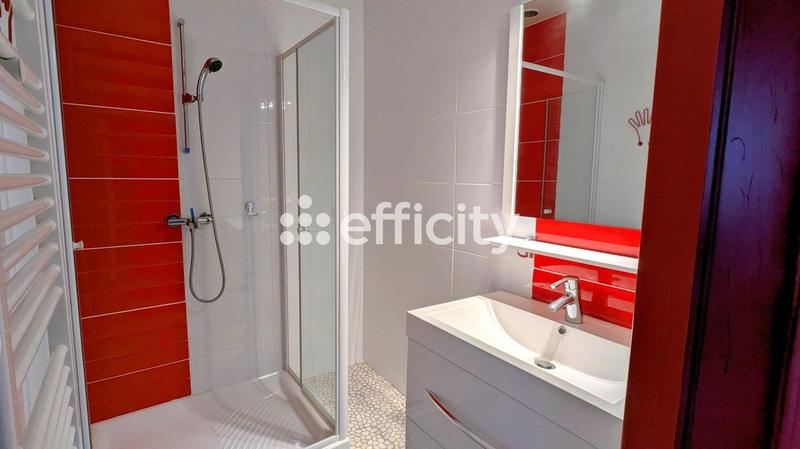 Maison - 179 m² - 6 pièces