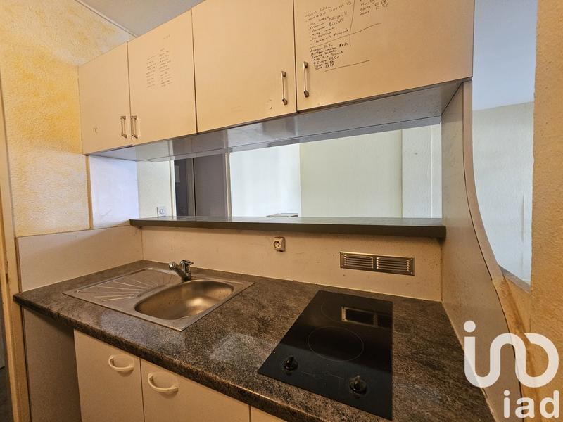 Studio - 25 m² - 1 pièce