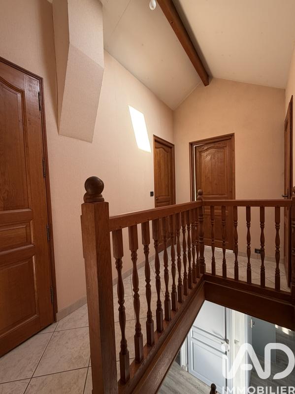 Maison - 175 m² - 8 pièces