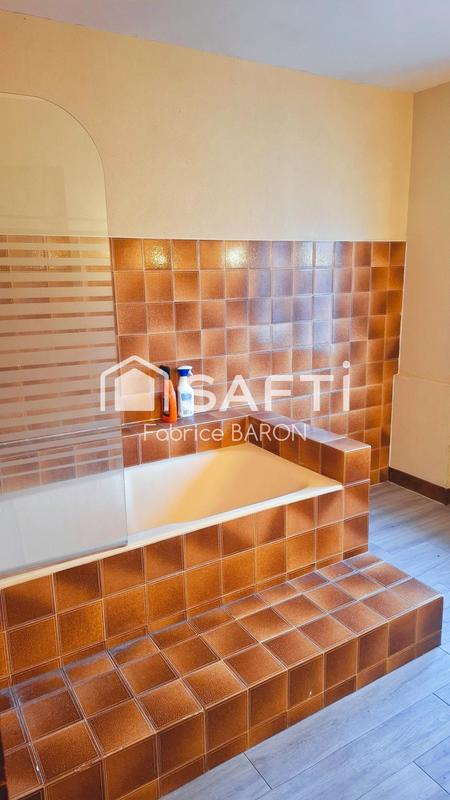 Maison - 102 m² - 4 pièces