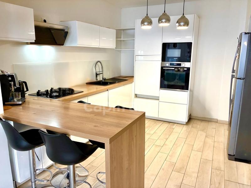 Maison - 127 m² - 6 pièces