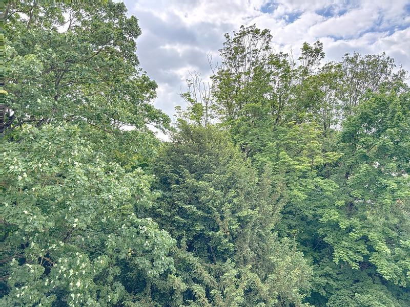 Appartement - 200 m² - 6 pièces