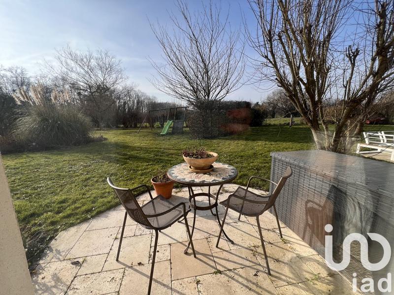 Maison - 244 m² - 9 pièces