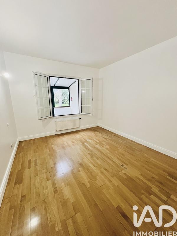 Maison - 196 m² - 8 pièces