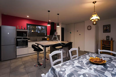 Maison - 104 m² - 4 pièces