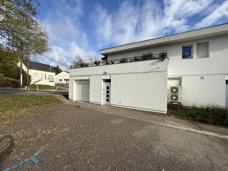 Appartement - 175 m² - 6 pièces