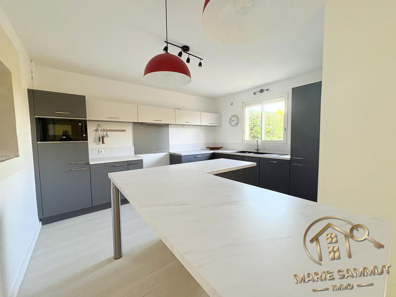 Maison traditionnelle - 163 m² - 5 pièces