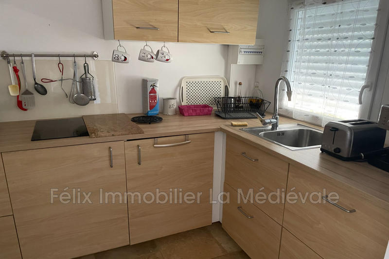 Maison - 165 m² - 8 pièces