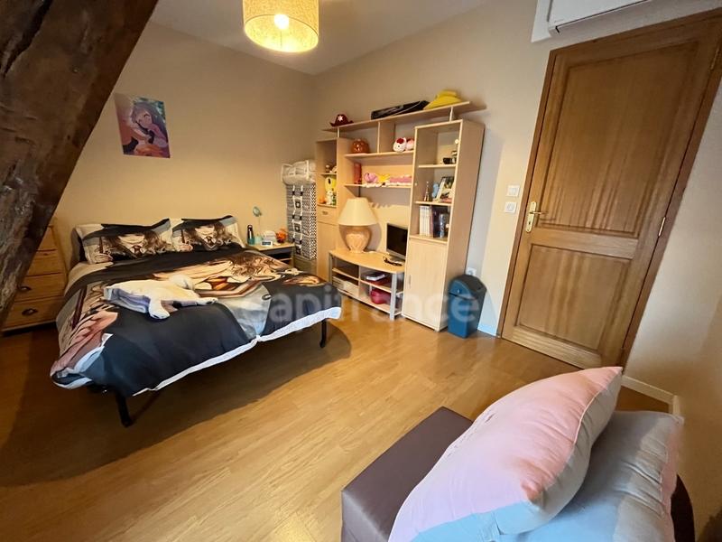 Maison - 122 m² - 6 pièces