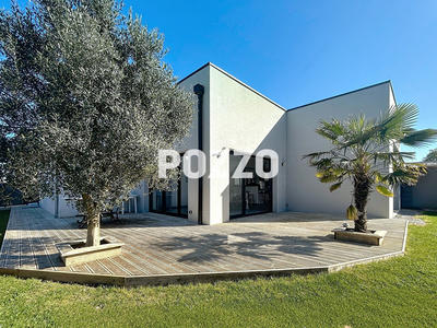 Maison - 137 m² - 5 pièces