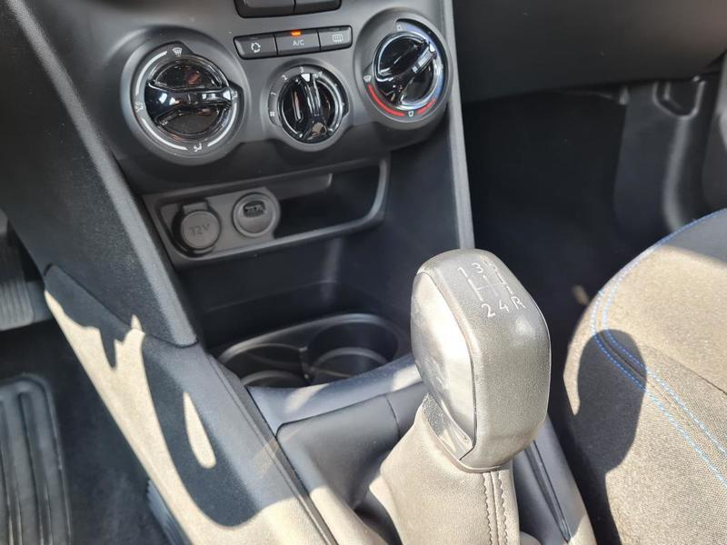 Peugeot 208 Puretech 82 Ch Signature