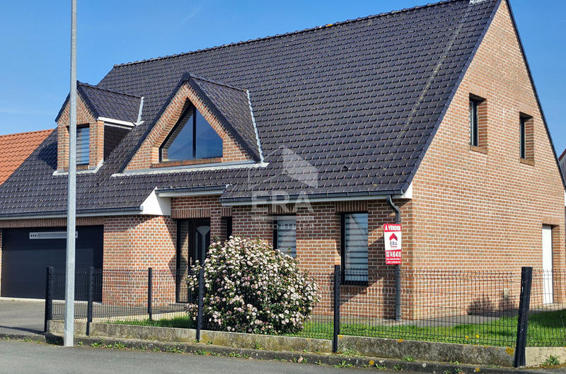 Maison - 144 m² - 6 pièces