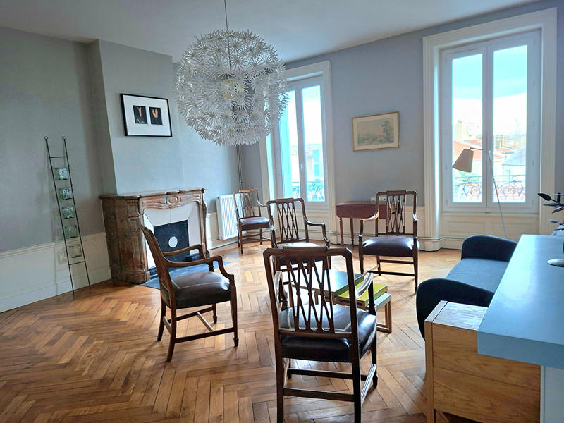 Appartement - 84 m² - 3 pièces