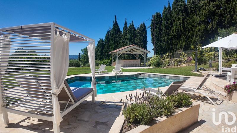 Maison - 186 m² - 6 pièces